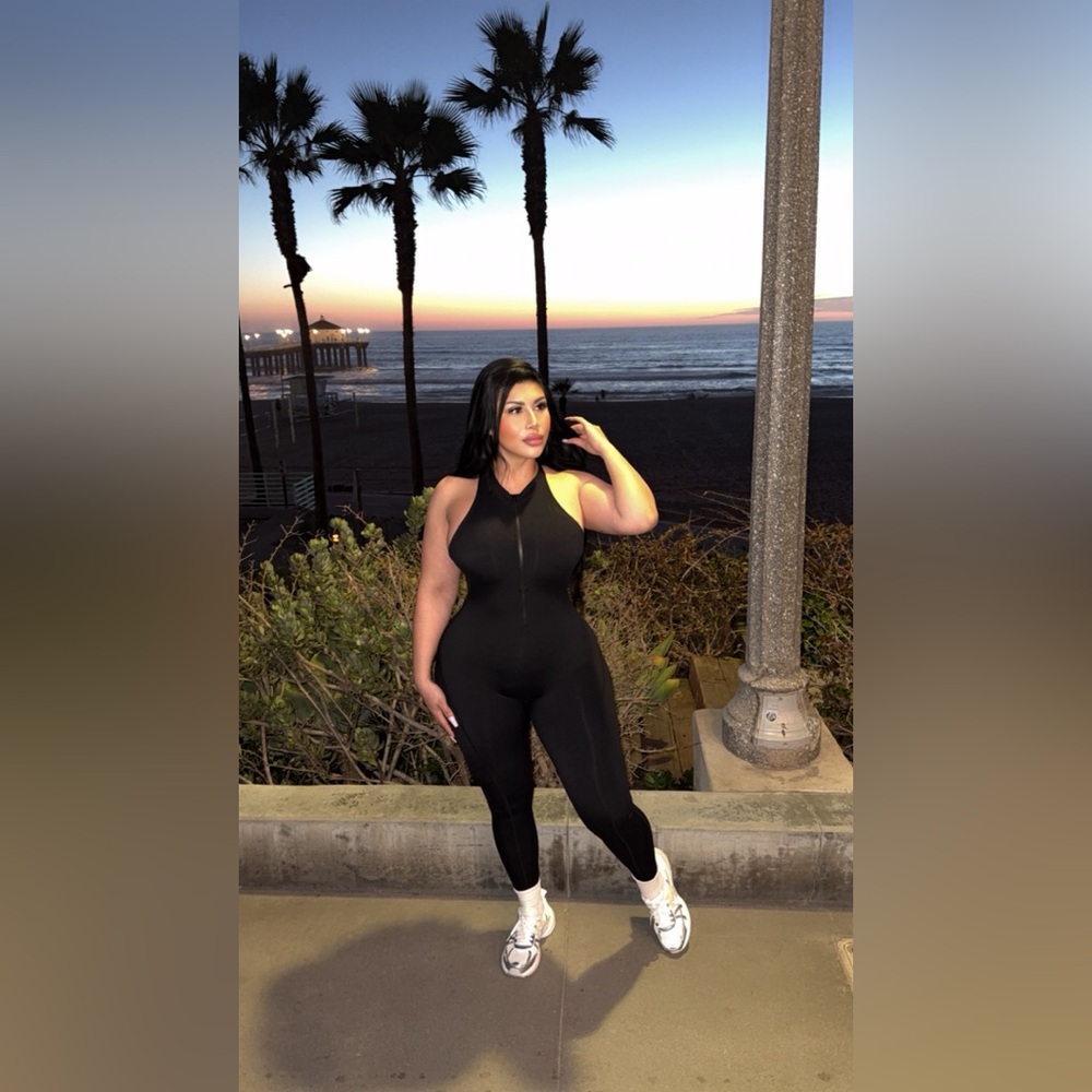 Babe Fit Baddie Snatch contour Jumpsuit